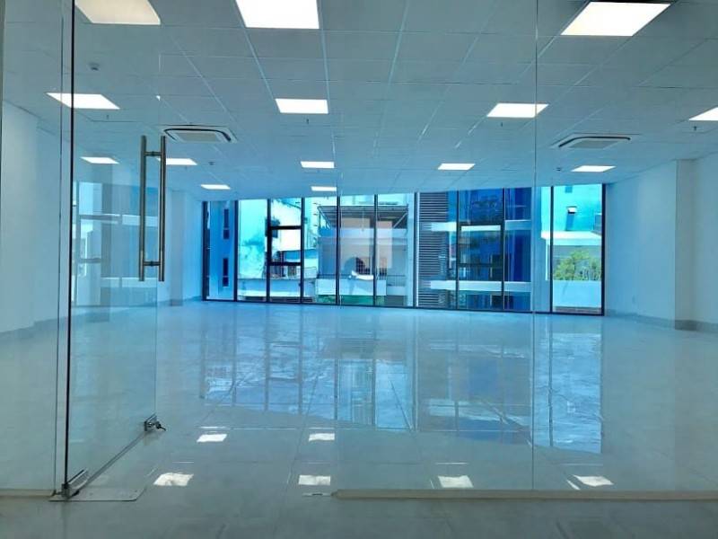 Văn phòng cho thuê Tòa nhà LA VELA OFFICE 11A HỒNG HÀ, P2, TB
