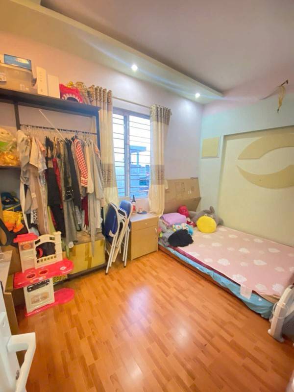 Tuyến 2 Trung Lực , Hải An , Hải Phòng   vào nhà