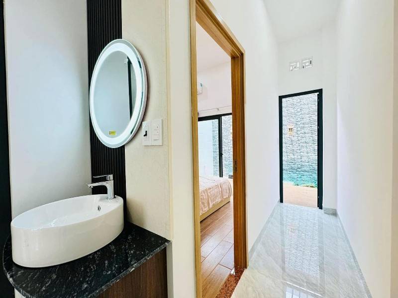 Chính chủ cần bán gấp nhà Cầu Ông Thìn - Bình Chánh- SHR - 5x20