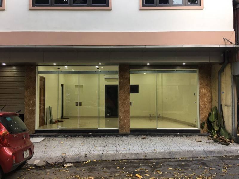 Cho thuê cửa hàng kinh doanh tại phố Trần Hữu Tước - Hồ Đắc Di