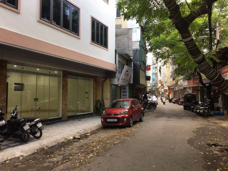 Cho thuê cửa hàng kinh doanh tại phố Trần Hữu Tước - Hồ Đắc Di