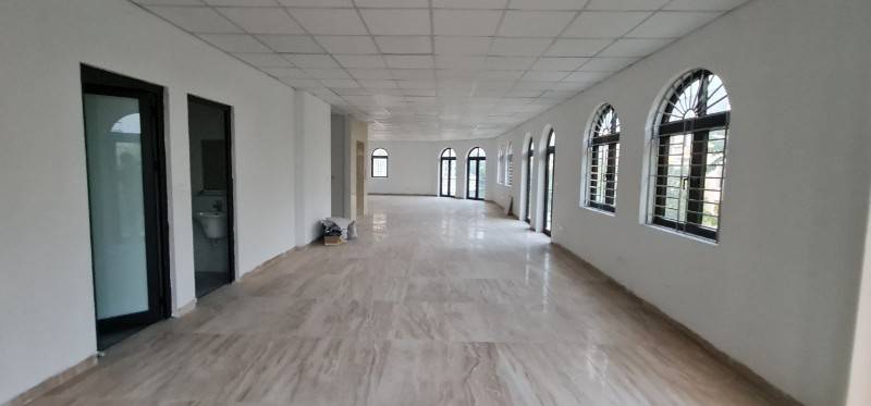 CHO THUÊ CẢ 3 sàn tầng 1,2,3  căn U04.01 khu đô thị Đô Nghĩa, 135,5m2
