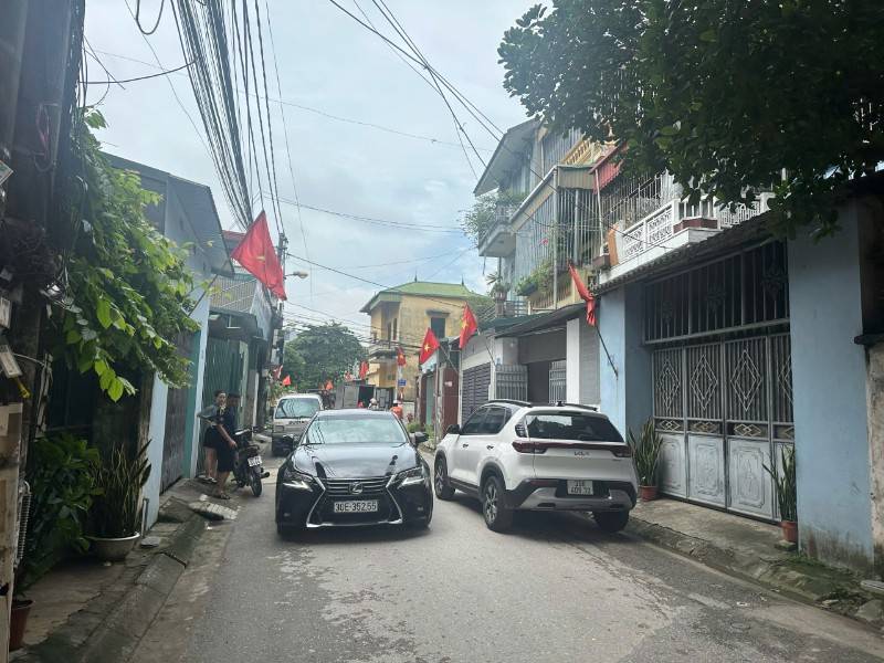 BÁN GẤP NHÀ 3 TẦNG MẶT NGÕ Ô TÔ TRÁNH TRỤC KINH DOANH 86,5m THẠCH BÀN