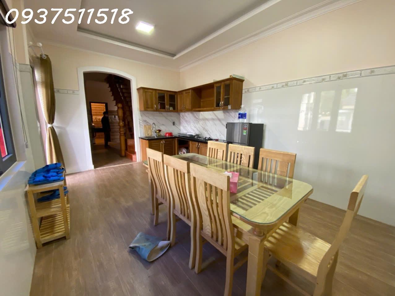 CHO THUÊ & SANG NHƯỢNG KHÁCH SẠN 12 PHÒNG FULL NỘI THẤT MẶT TIỀN ĐƯỜNG LÝ TỰ TRỌNG- P 2 TP- ĐÀ LẠT