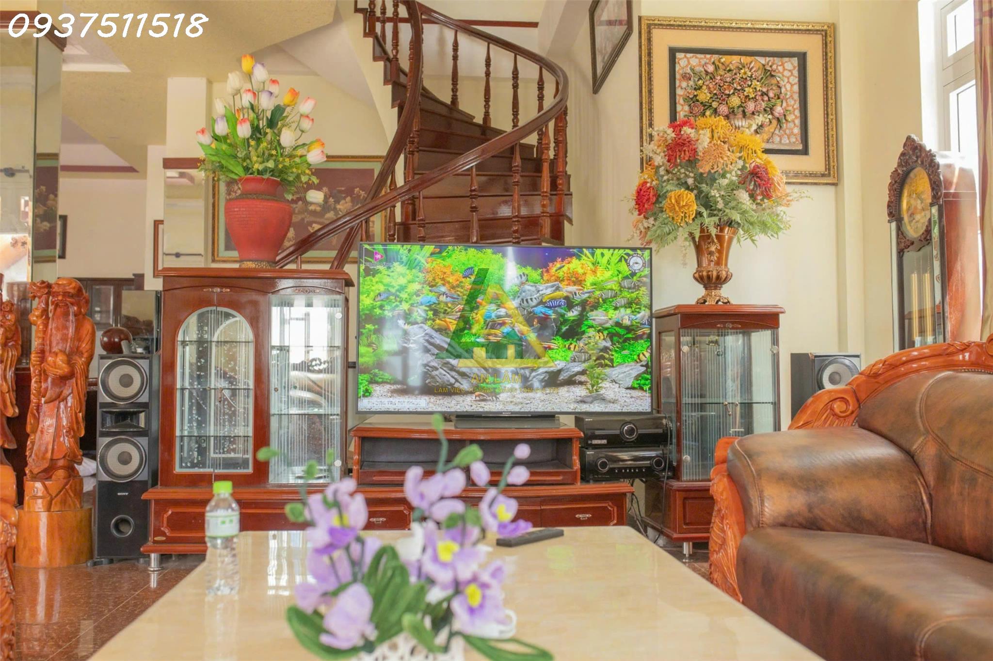 CHO THUÊ VILLA SÂN VƯỜN MAI ANH ĐÀO, P8