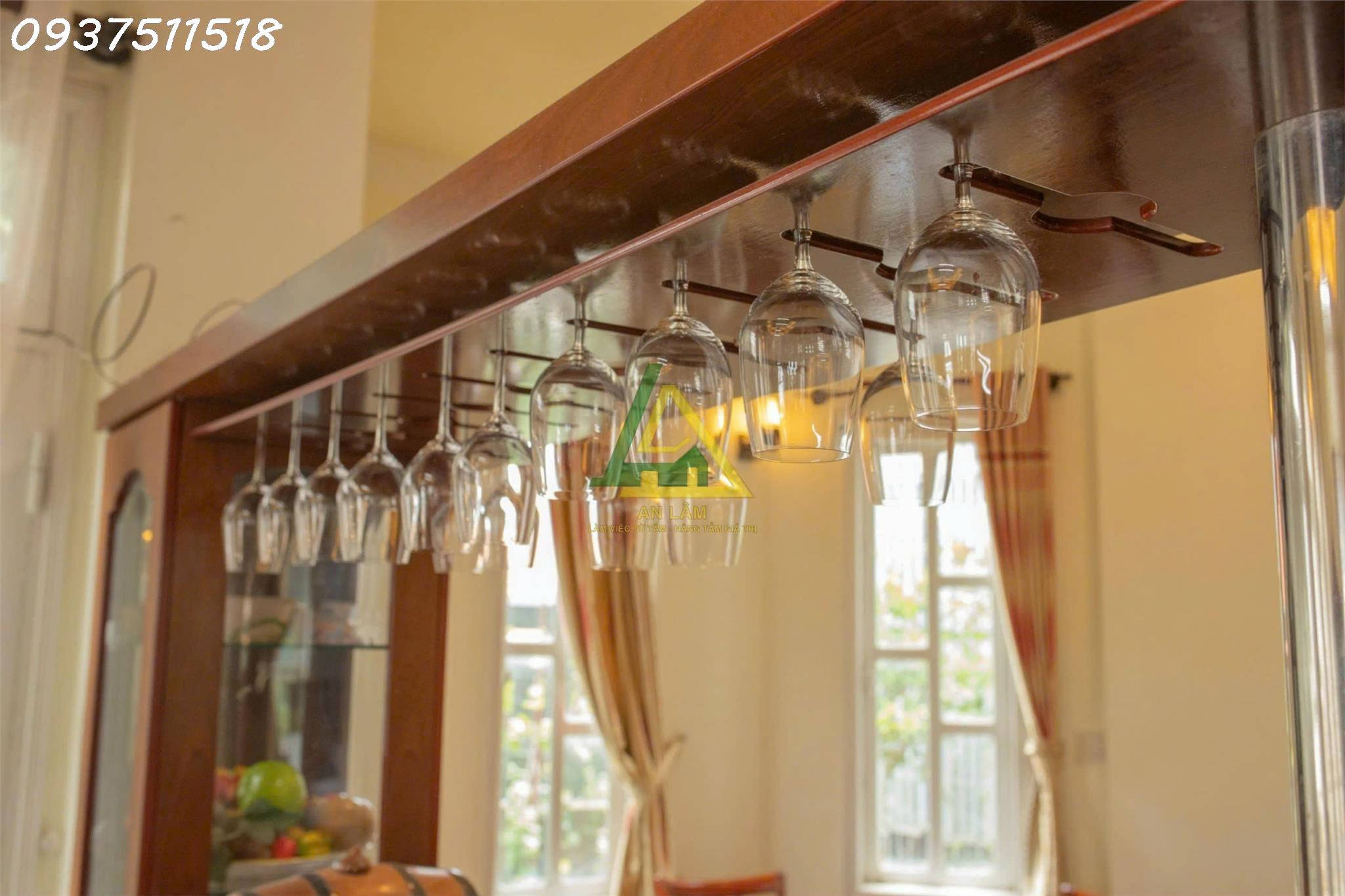 CHO THUÊ VILLA SÂN VƯỜN MAI ANH ĐÀO, P8