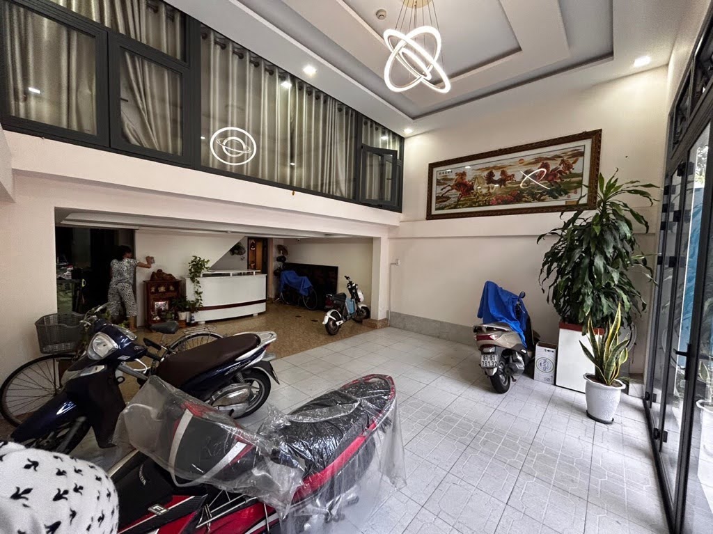 GIẢM SỐC 1,5 TỶ - BÁN NHANH TOÀ CĂN HỘ 5 TẦNG -DT ĐẤT:120M2- NGAY BIỂN MỸ KHÊ NHỈNH 12 TỶ