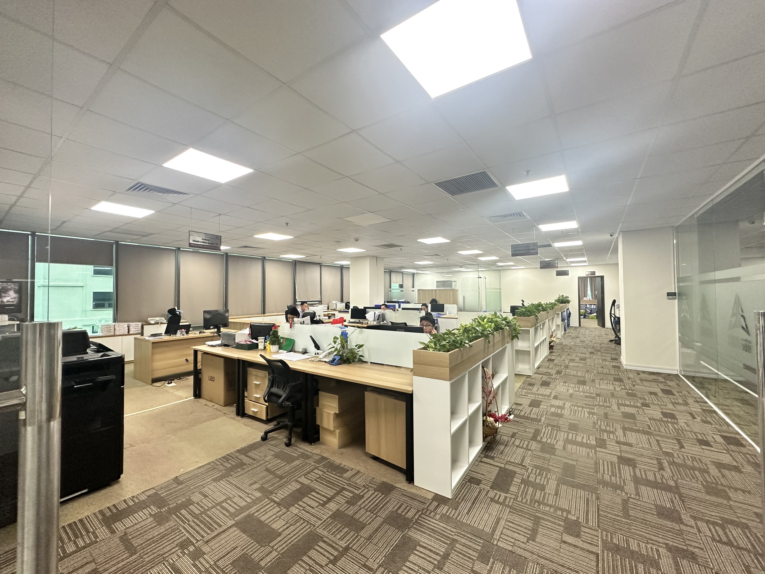 Cho thuê VP tại Liễu Giai Tower diện tích 200m2~350m2 giá thuê 230k/m2/th.