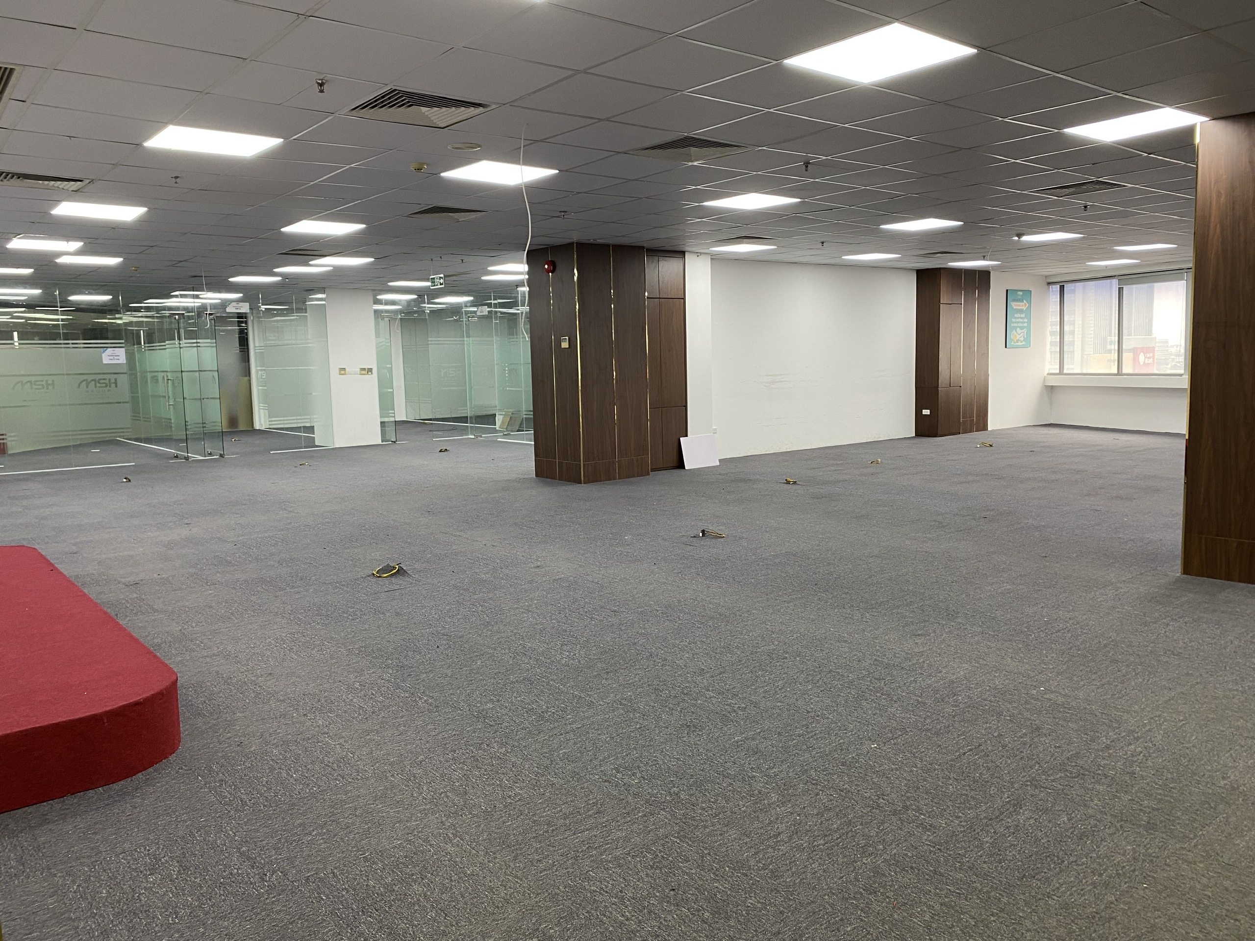 Gấp trong T8! Nhượng văn phòng logistics, đào tạo 500m2 tại tòa Việt Tower, Thái Hà, Đống Đa