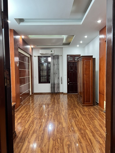 Chính chủ cho thuê nhà 75m2x 5 tầng Nguyễn Ngọc Nại-Khương Mai Làm Văn Phòng, kinh doanh buôn bán
