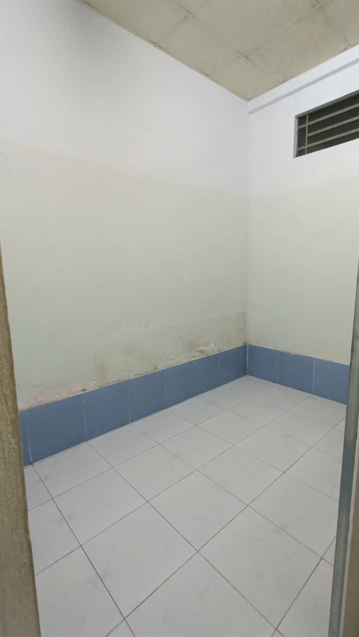 90. Phòng Trọ 2,5 Triêụ Gần Chợ Xuân Khánh