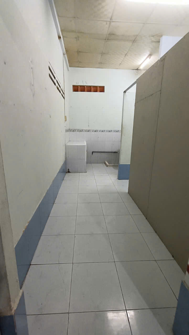 90. Phòng Trọ 2,5 Triêụ Gần Chợ Xuân Khánh