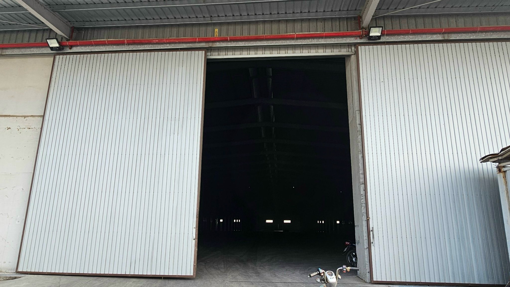 CHO THUÊ NHÀ XƯỞNG Tại ĐT376 NGỌC LONG. YÊN MỸ. HƯNG YÊN