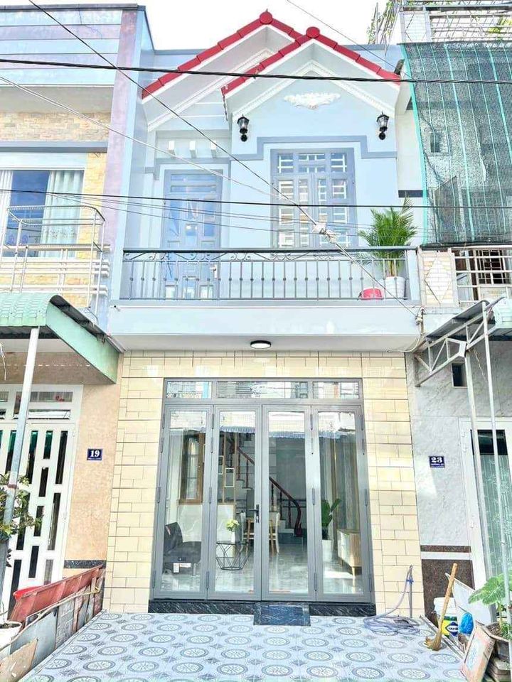 BÁN NHÀ 1 TRỆT 1 LẦU ĐS 22 mới xây xong
