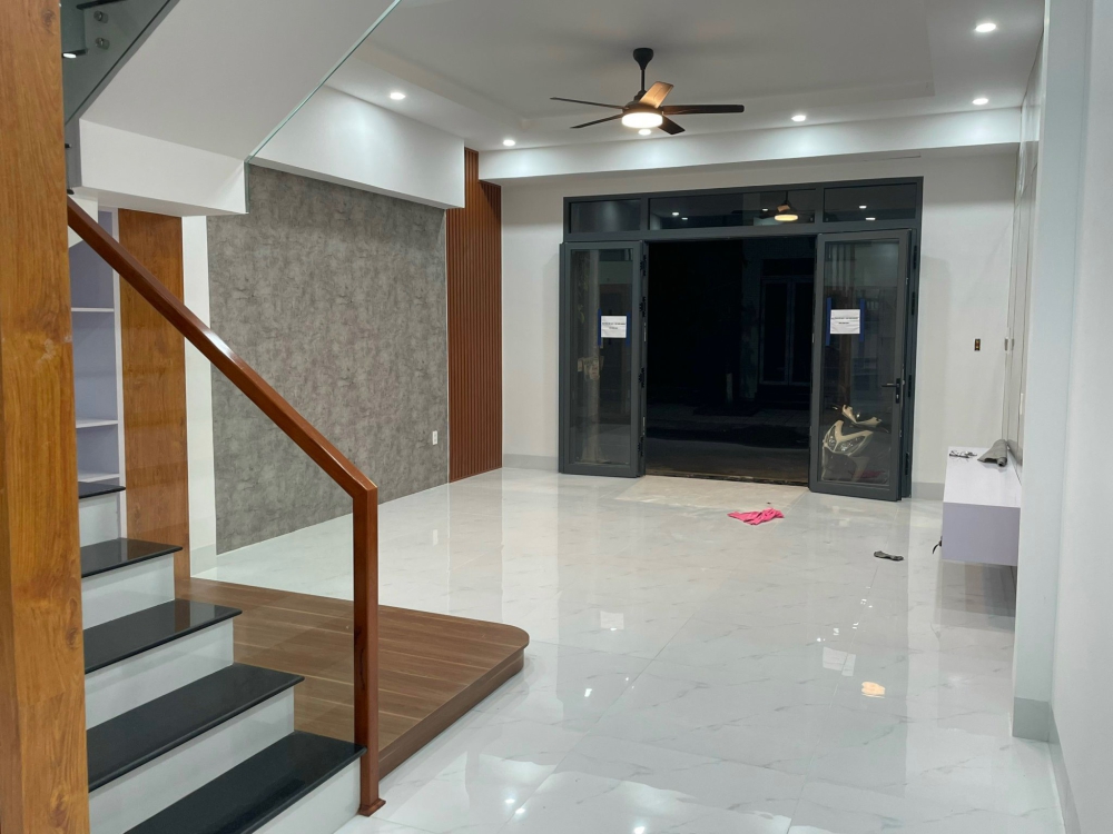 Nhà Khu Văn Hoá Tây Đô - Chuyển Công Tác Bán Gấp