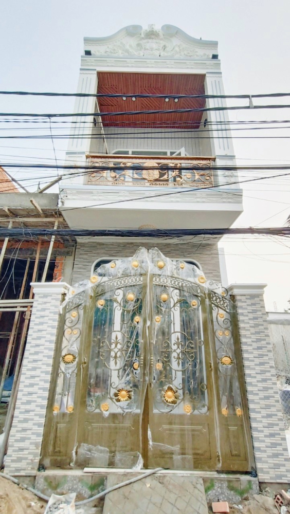 [074]_2 Căn nhà đẹp, mới xây Dtsd: 105m2, lộ 4m, Cách Nguyễn Văn Cừ 100m, Ninh Kiều, TPCT