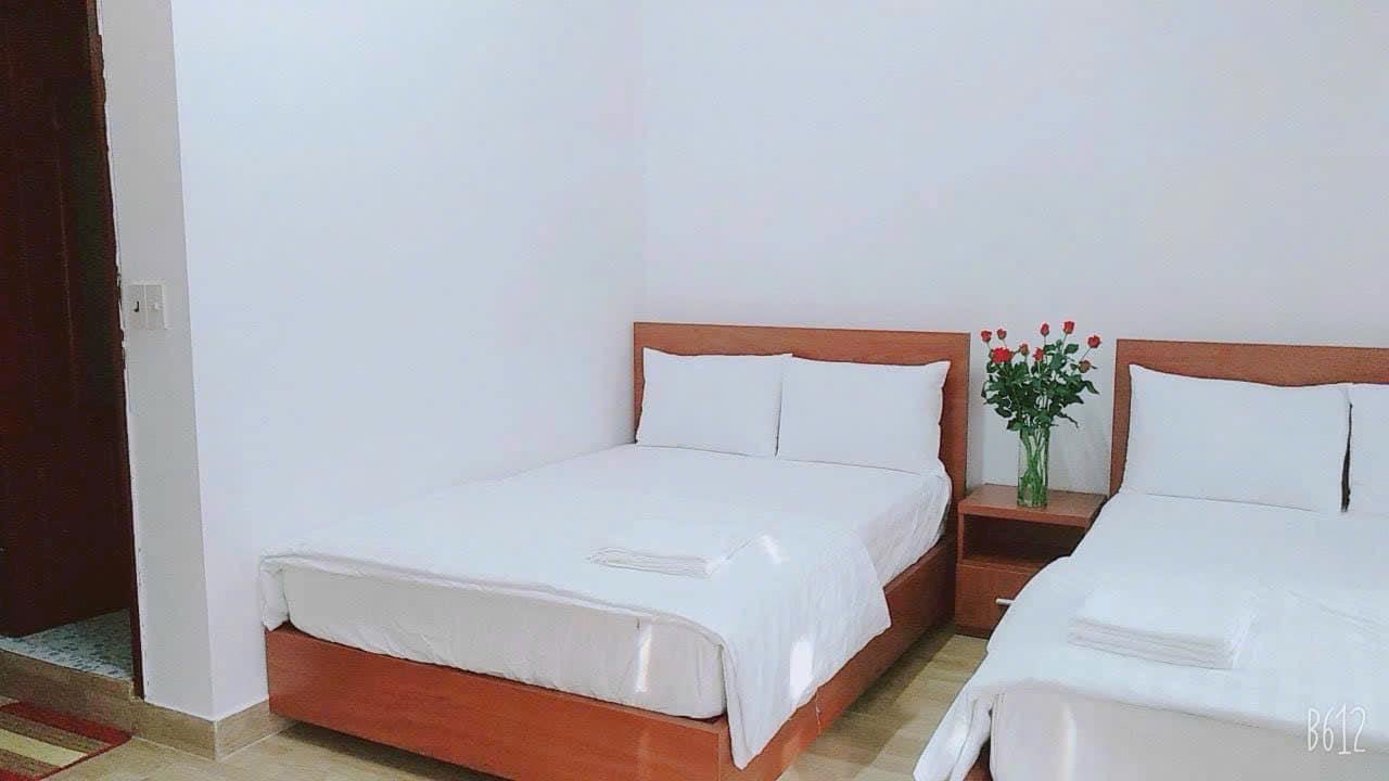 khách sạn Đà Lạt 12 phòng, MT đường Lý Tự Trọng, p 2, thành phố Đà Lạt
0938974428