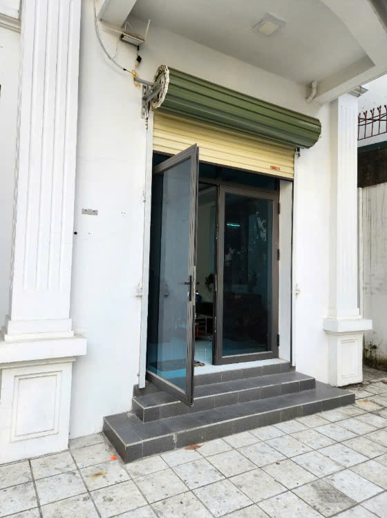 CHO THUÊ VĂN PHÒNG TẦNG 1 NHÀ BIỆT THỰ KĐT VẠN PHÚC - HÀ ĐÔNG - HÀ NỘI.