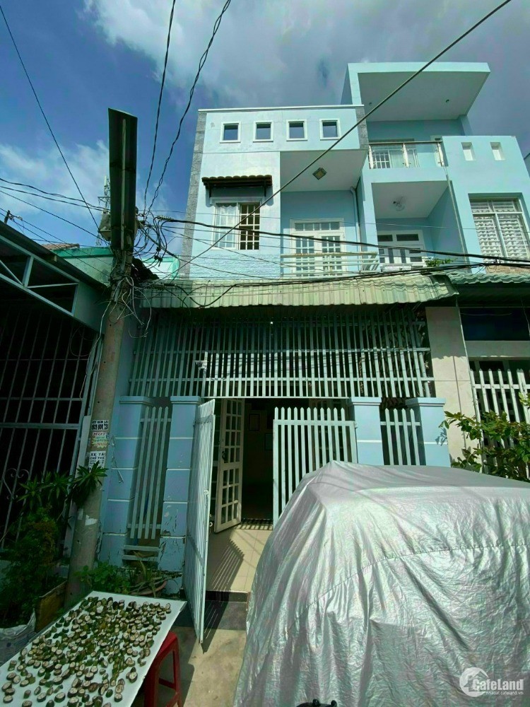 Cho thuê nhà 4 lầu khu an ninh, sau lưng công an Q. Ninh Kiều