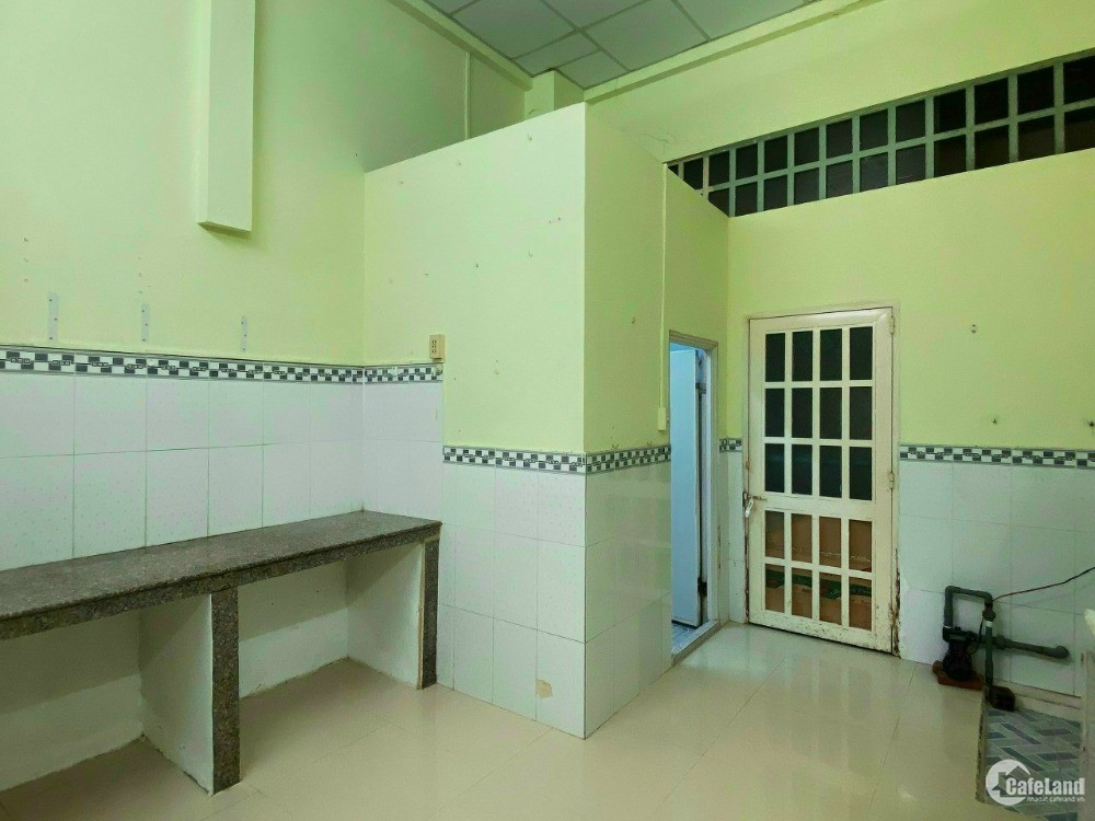Cho thuê nhà 4 lầu khu an ninh, sau lưng công an Q. Ninh Kiều