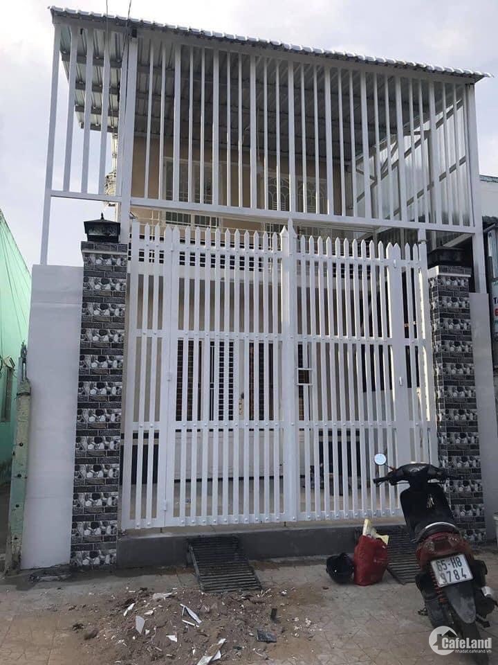 Cho thuê nhà trục chính 444/7 CMT8 , Bùi Hữu Nghĩa, Bình Thuỷ, TP Cần Thơ.