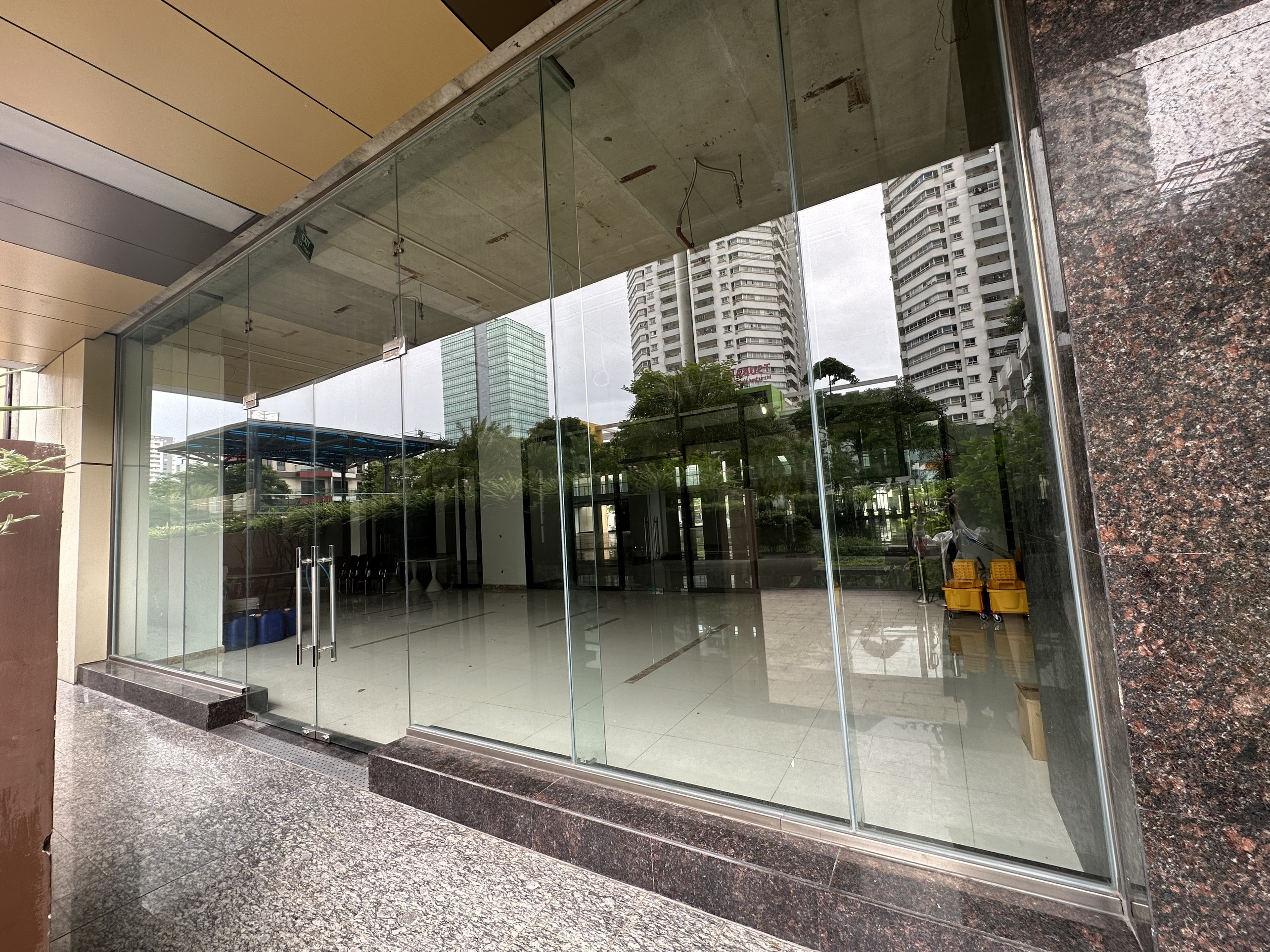 Cho thuê sàn thương mại mặt tiền tại 6th Element, Tây Hồ, Hà Nội – Diện tích 402m²