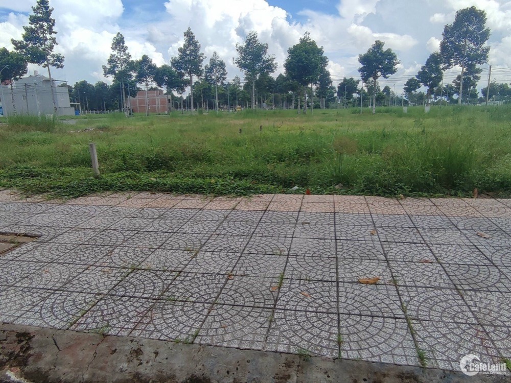 DỊCH COVID KẸT VỐN BÁN GẤP NỀN ĐẸP STELLA MEGA CẦN THƠ