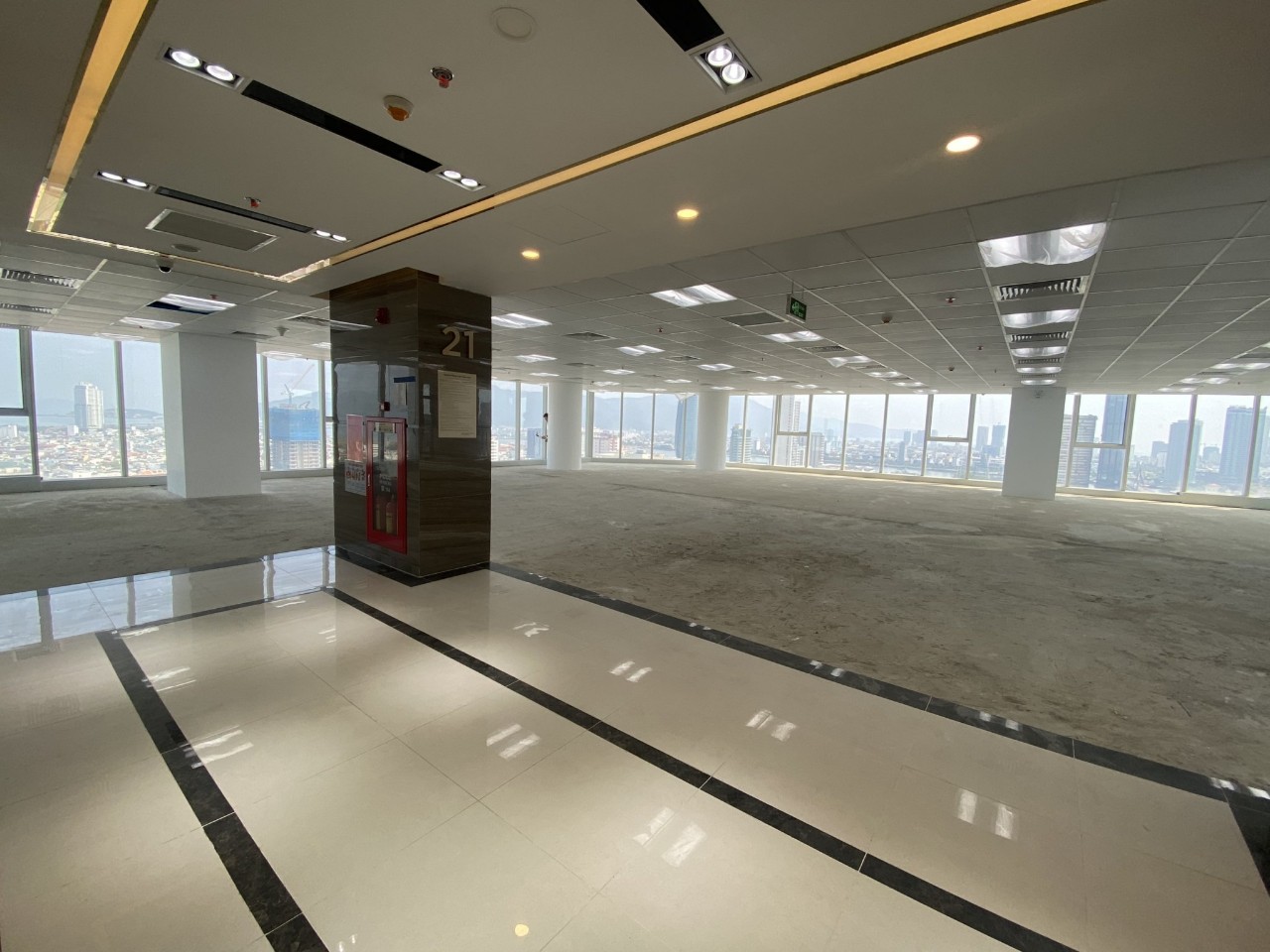 Cho thuê nguyên sàn 352 m2 tại  tòa văn phòng G8 Building Đà Nẵng