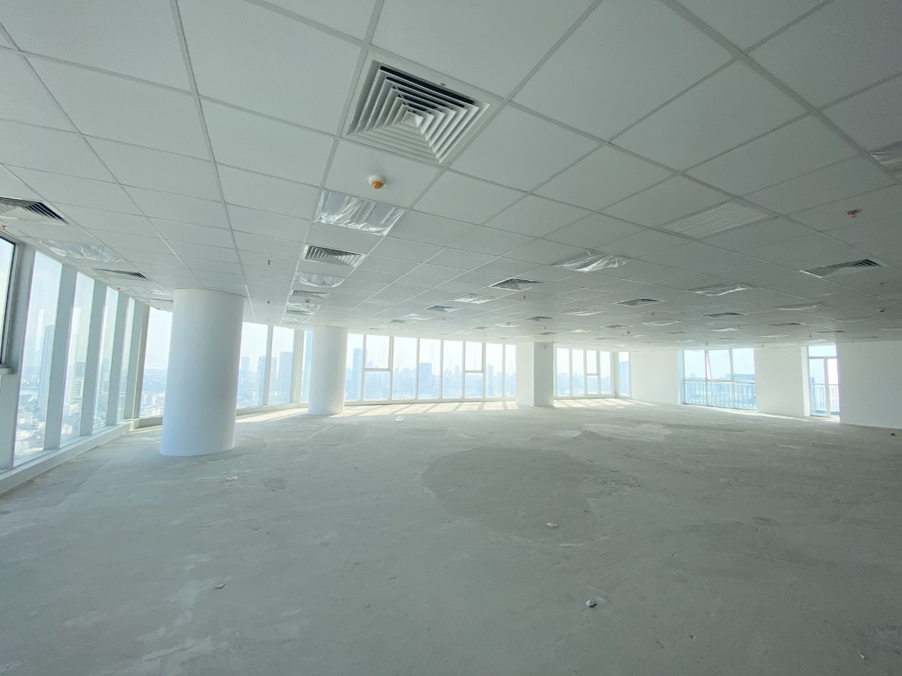 Cho thuê nguyên sàn 352 m2 tại  tòa văn phòng G8 Building Đà Nẵng