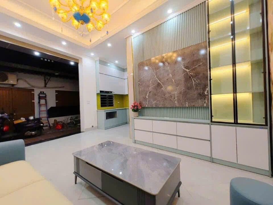 Nhà Đẹp 4 Tầng - Vị Trí Trung Tâm KĐT Văn Phú, Hà Đông - Giá Siêu Hấp Dẫn