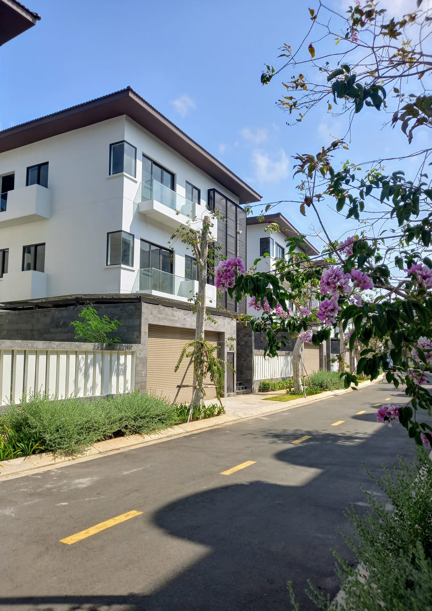 Cắt lỗ 400 triệu biệt thự song lập La Vida Vũng Tàu, 177m2, giá bán 9,4 tỷ (Bao hết thuế phí)