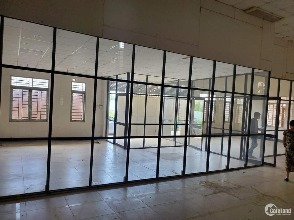 BDS HVL Kho Liên Phường 600 m² có Văn Phòng Giá tốt