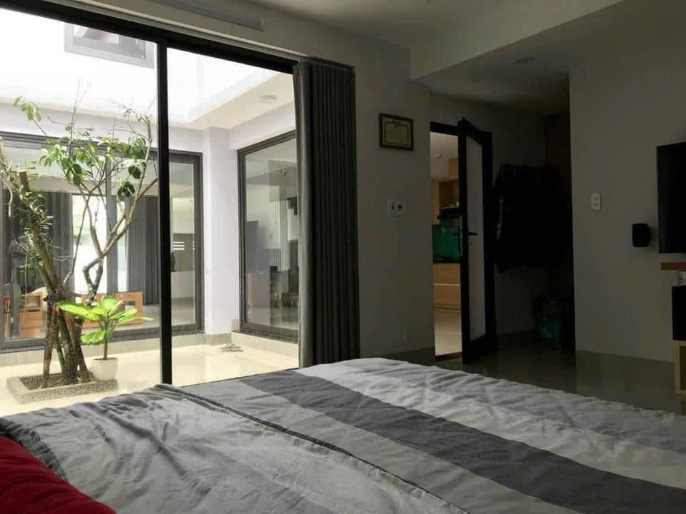 Bán nhanh biệt thự siêu đẹp Phạm Văn Đồng , Phú Thượng được gia chủ xây kiên cố