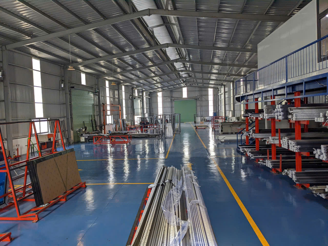 KHO XƯỞNG GẦN GA CỔ LOA, VIỆT HÙNG. ĐÔNG ANH. HÀ NỘI