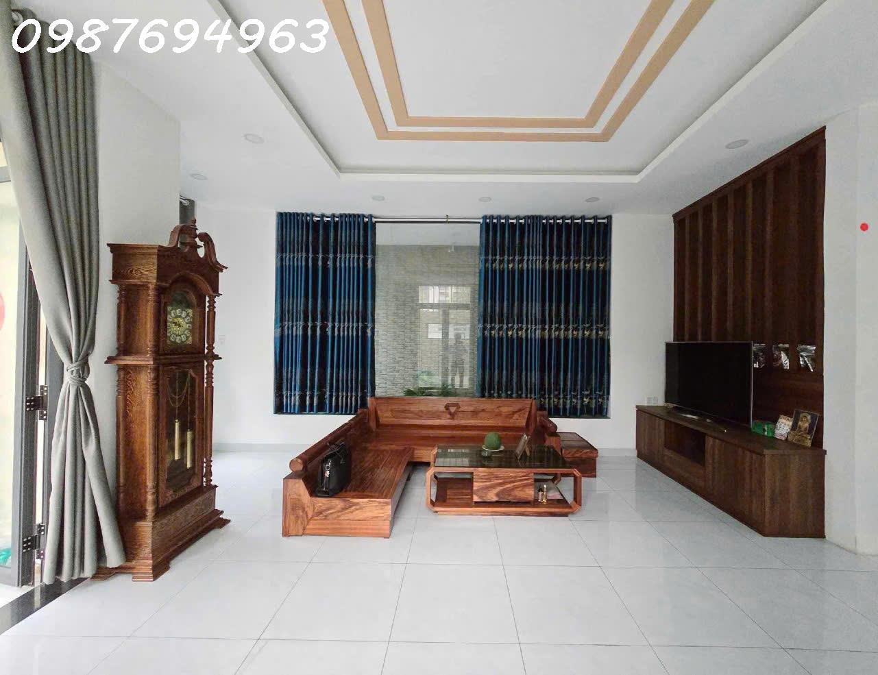 ĐẠI PHÚC VILLA KHU VỰC NHIỀU NGHỆ SĨ Ở 10x20M CĂN GÓC 2 MẶT TIỀN VIEW CÔNG VIÊN 21.xT