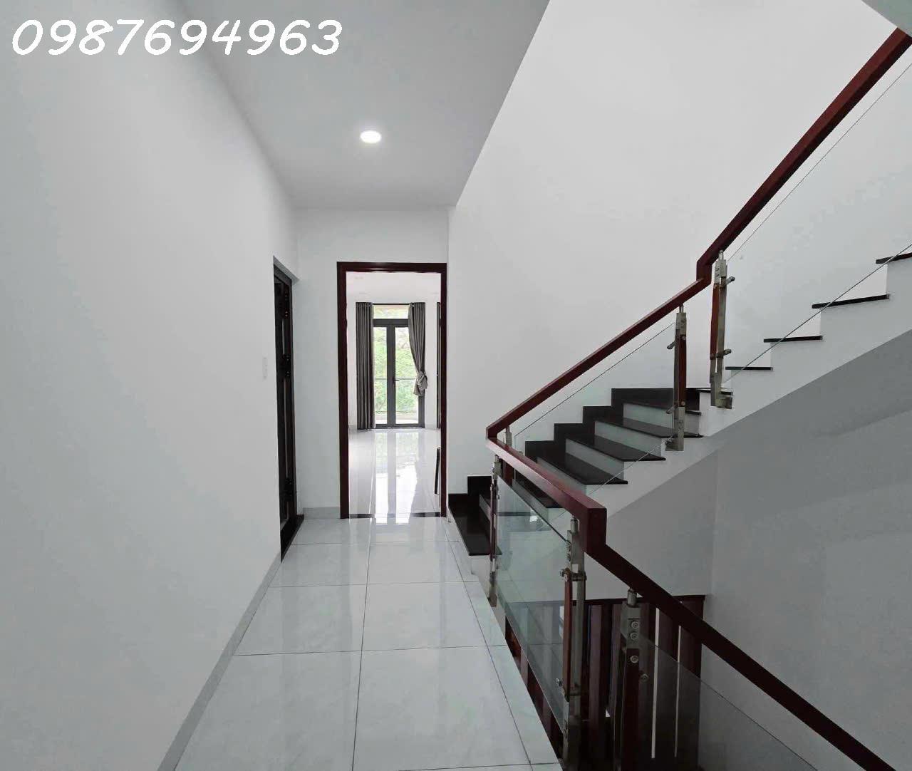 ĐẠI PHÚC VILLA KHU VỰC NHIỀU NGHỆ SĨ Ở 10x20M CĂN GÓC 2 MẶT TIỀN VIEW CÔNG VIÊN 21.xT