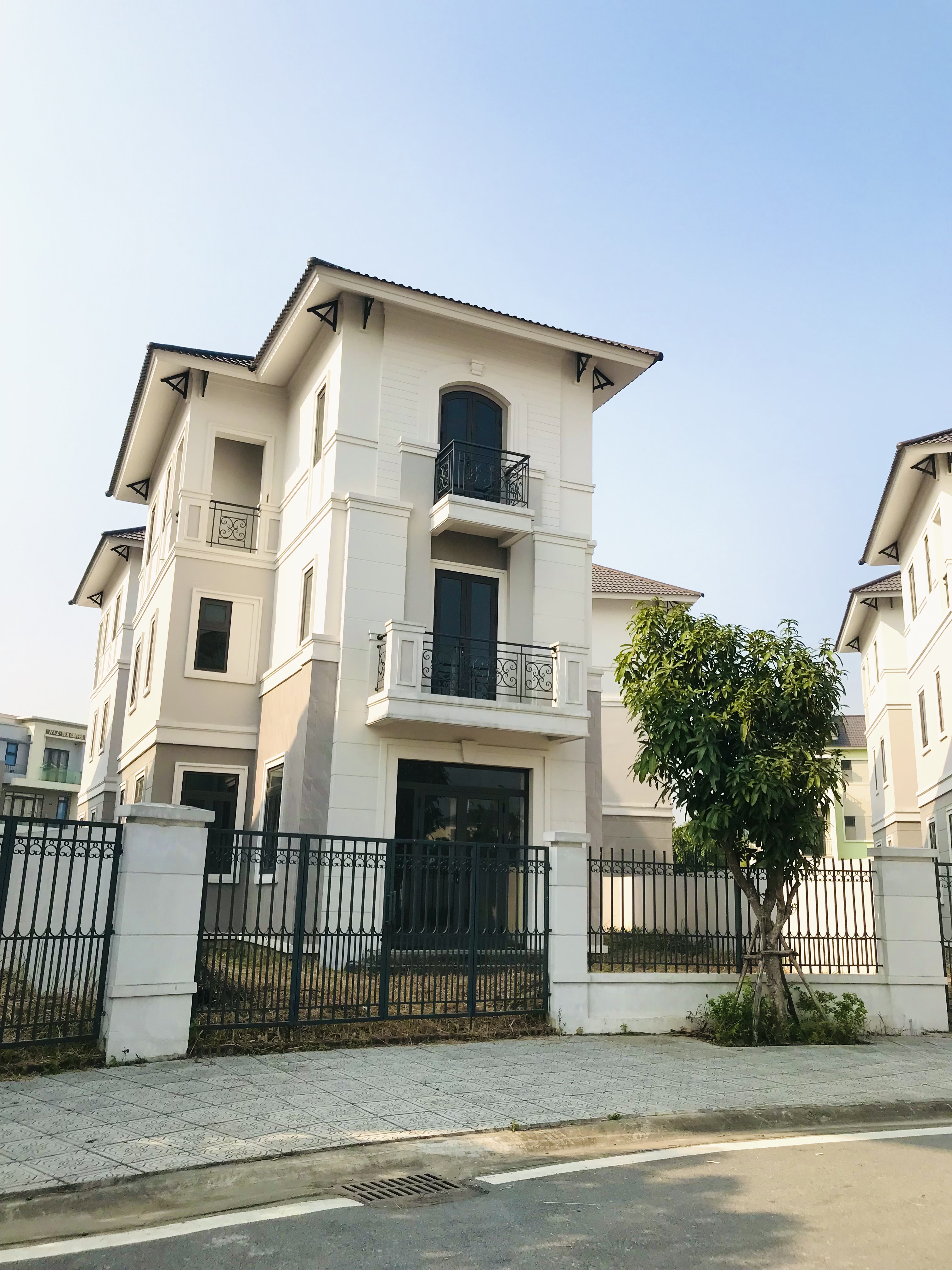 Biệt thự 216m2 tại đô thị visip từ sơn bắc ninh