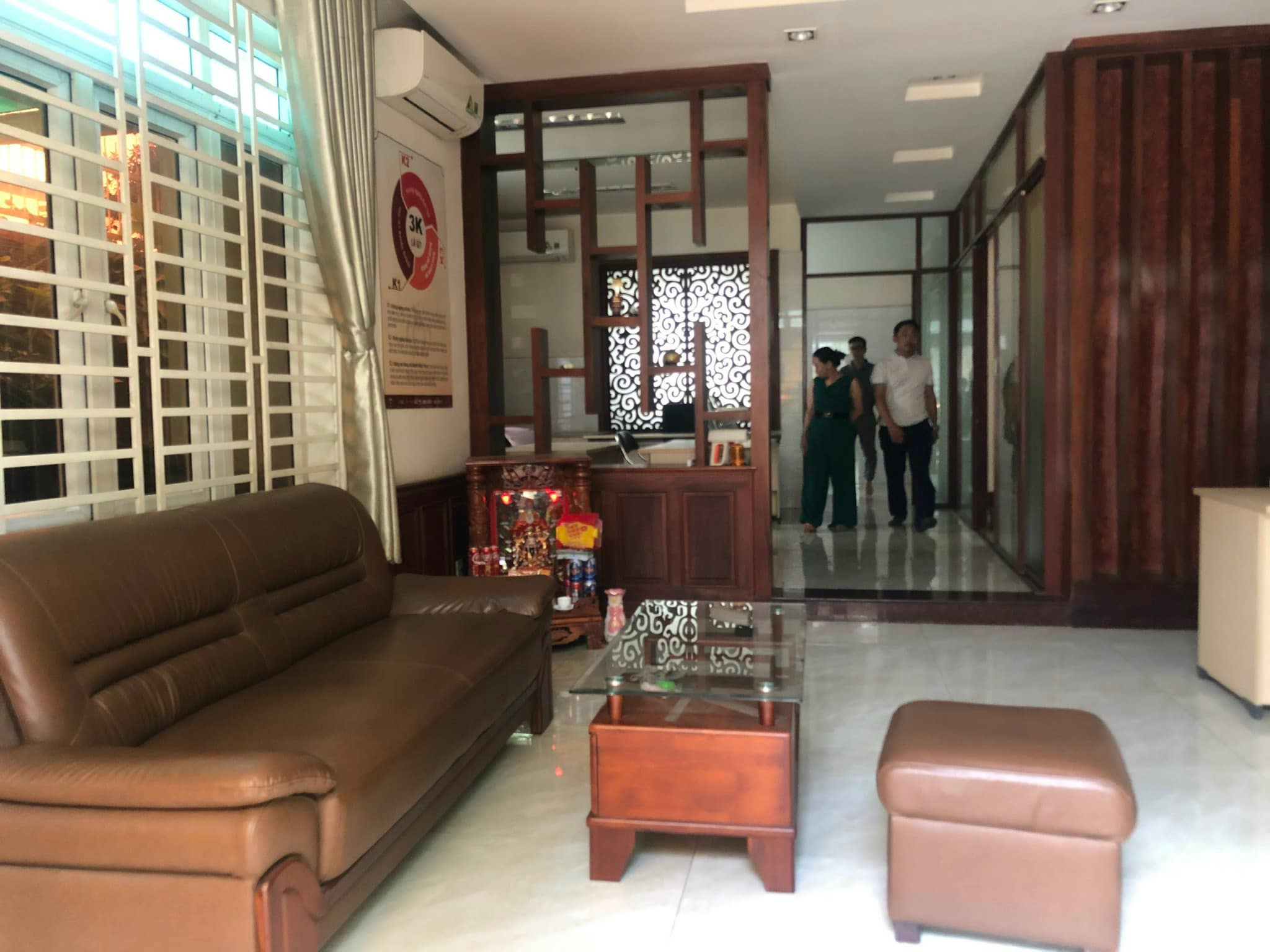 BIỆT THỰ MẶT TIỀN TÂN PHÚ KHU HIẾM NHÀ BÁN 190M2(10X19) 2 TẦNG. GIÁ RẺ 100 TRIỆU/M2