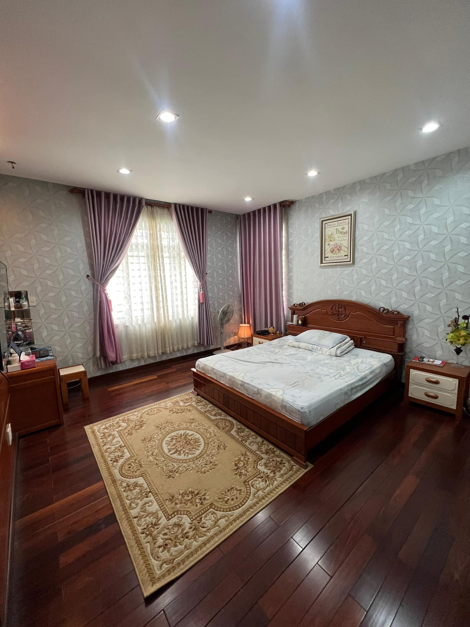 BIỆT THỰ MẶT TIỀN TÂN PHÚ KHU HIẾM NHÀ BÁN 190M2(10X19) 2 TẦNG. GIÁ RẺ 100 TRIỆU/M2