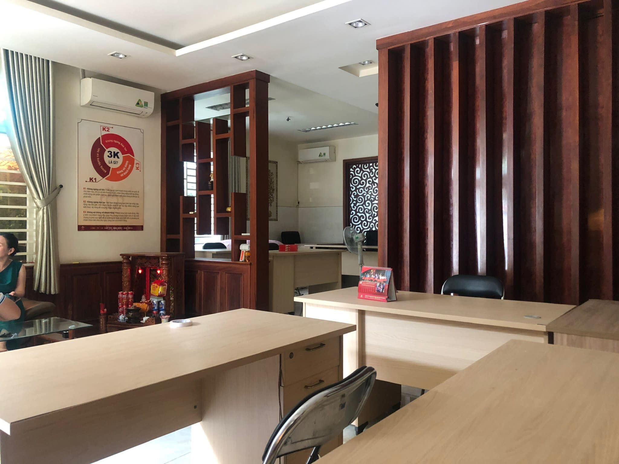 BIỆT THỰ MẶT TIỀN TÂN PHÚ KHU HIẾM NHÀ BÁN 190M2(10X19) 2 TẦNG. GIÁ RẺ 100 TRIỆU/M2