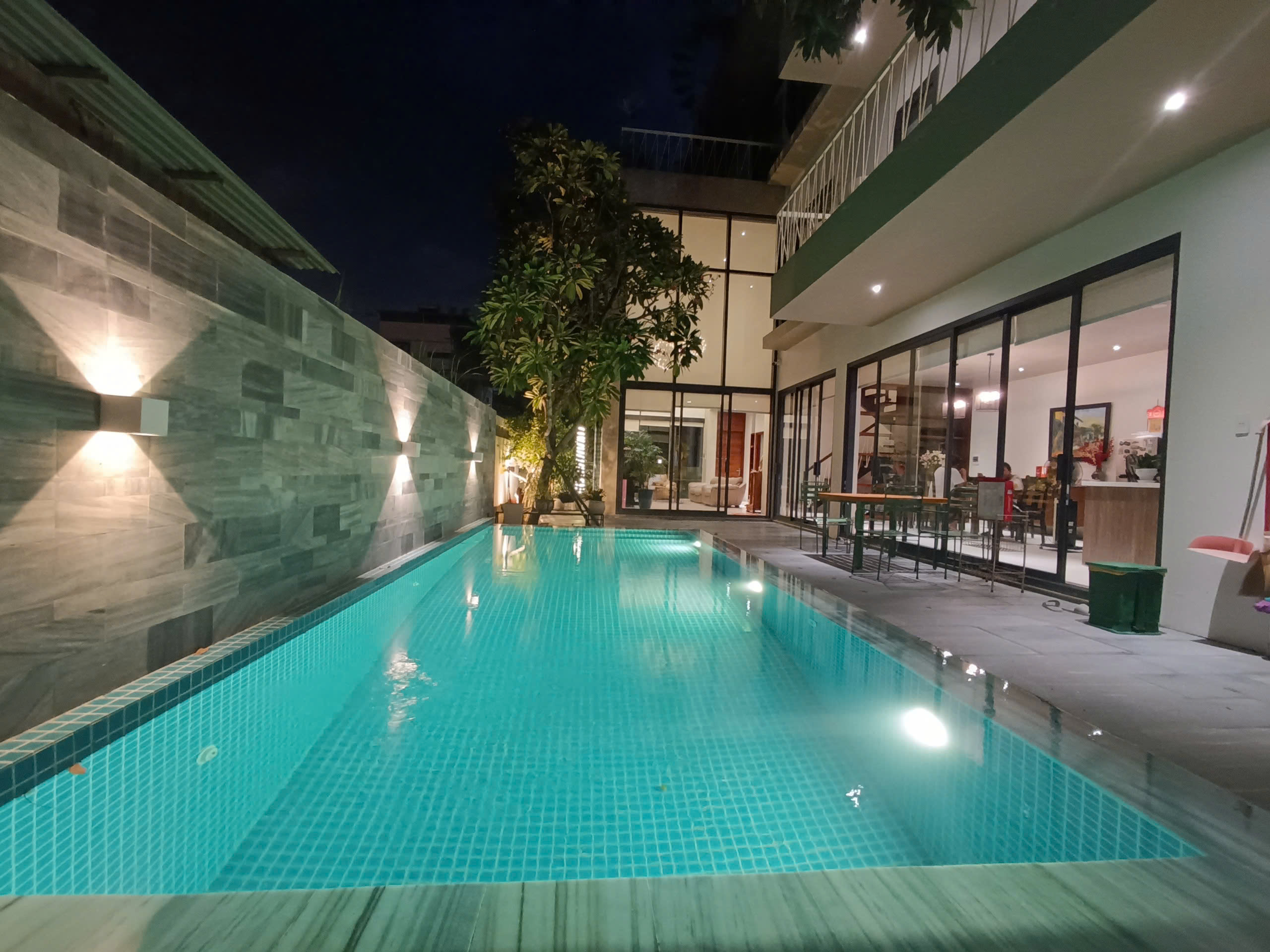 Tôi chính chủ cần bán Biệt Thự 250m2 tại Euro Village 1, vị trí đẹp, giá sập hầm