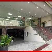 VĂN PHÒNG CHO THUÊ – NGAY SÂN BAY, 2 HẦM XE, SÀN TRỐNG SUỐT, GIÁ TỐT!