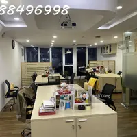 Cho thuê văn phòng 75m2 - 20tr đường Bến Vân Đồn view sông thoáng mát, làm việc ngay