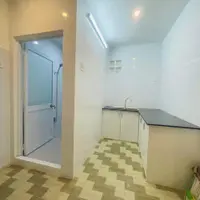 Nhà trệt lầu góc 3 trước mặt, hẻm 90 Hùng Vương, nội khu Ninh Kiều