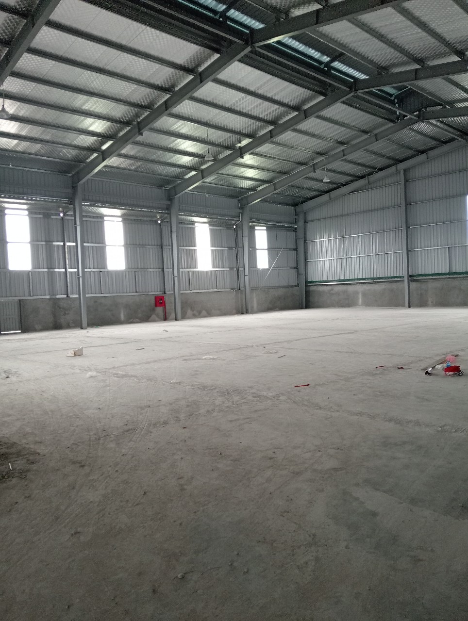 CHO THUÊ KHO XƯỞNG Tại Thị Trấn YÊN VIÊN. GIA LÂM. H.NỘI