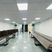 Văn phòng cho thuê khu sân bay hầm xe rộng có thang máy pccc giá 4tr5