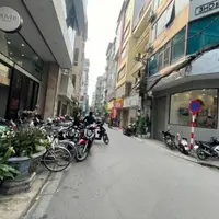 Bán nhà Hoàng Cầu, Trần Quang Diệu trước nhà ô tô tránh - Kinh doanh 60m x Mt 4,6M