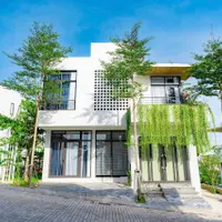 BÁN GẤP BIỆT THỰ KHÔNG GIAN XANH SỞ HỮU SỔ ĐỎ LÂU DÀI VỚI HƠN 70+ TIỆN ÍCH