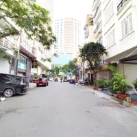Nhà lô 22 Lê Hồng Phong vị trí bán hàng siêu đẹp, 60m 4 tầng, trục chính