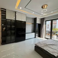 - Lê Kim Lăng, Trung Tâm Cẩm lệ, nhà 2,5 tầng, đường 7,5m lề 10m, sát lê đại hành và sân bay.